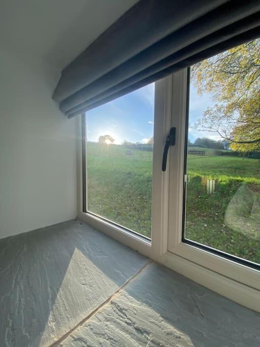 Luxury Detached Peak District Stone Barn - Dog Friendly Villa Hazelwood Dış mekan fotoğraf